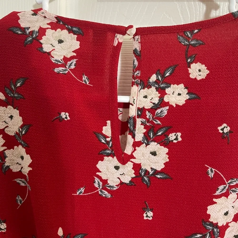 H&M Divided size 2 dress red floral with with elastic waist - Picture 6 of 8